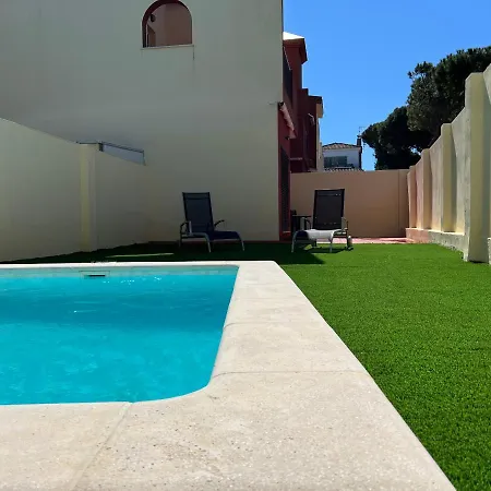 Holiday home Casa Piscina Playa Barrosa Delfin 7 Chiclana de la Frontera