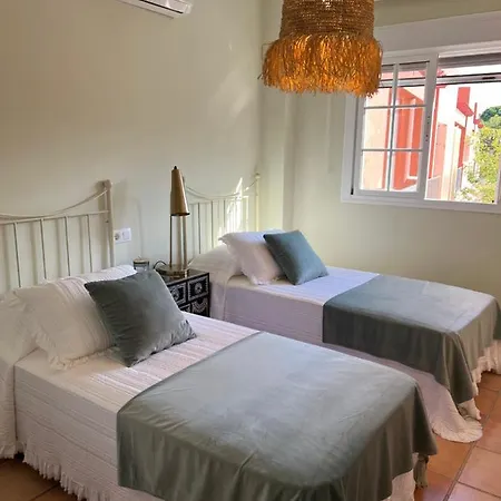 Holiday home Casa Piscina Playa Barrosa Delfin 7 Chiclana de la Frontera